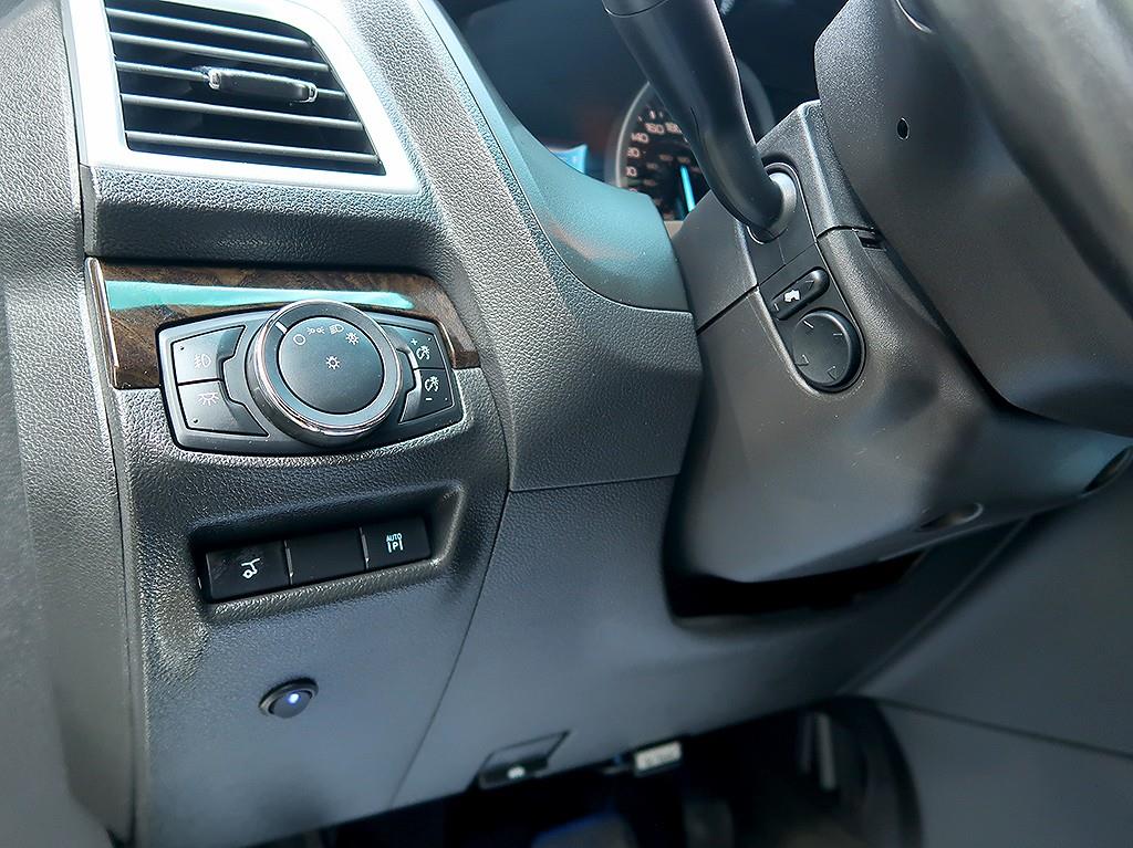 [포드] 익스플로러 3.5 리미티드 4WD - 이미지 16