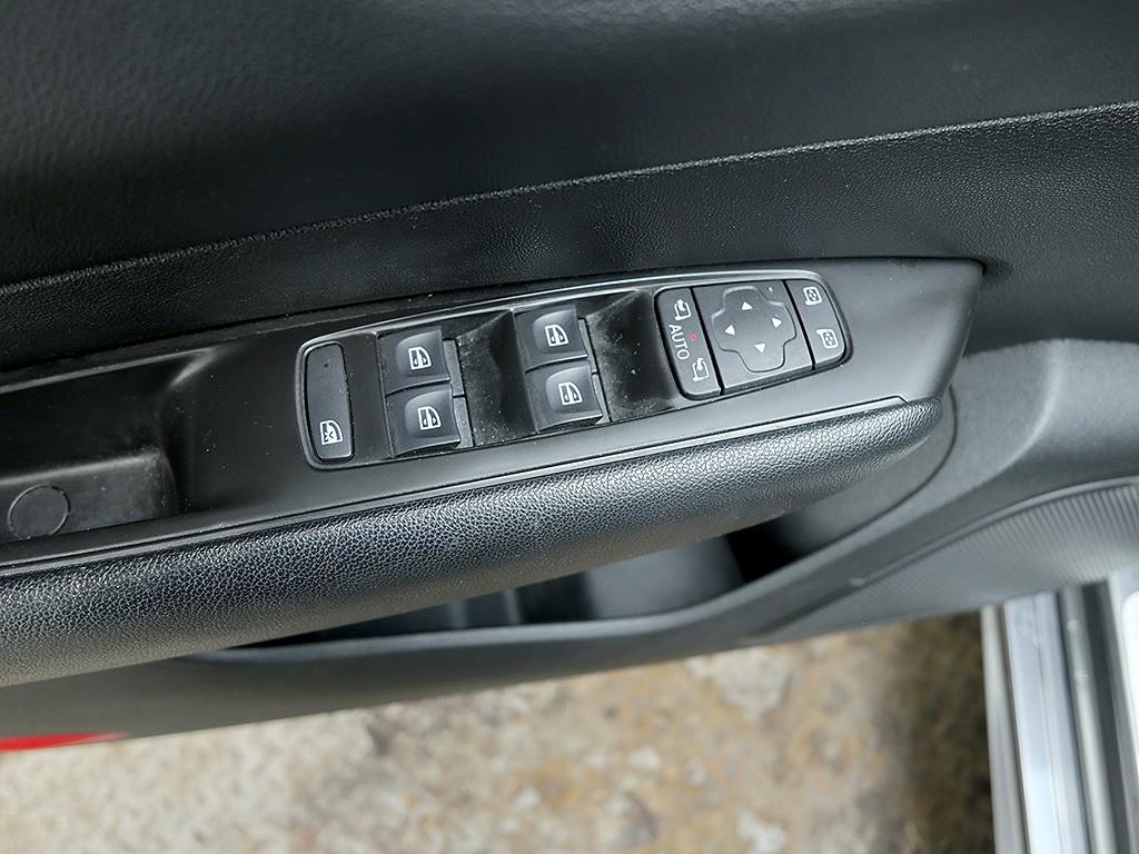 [르노코리아(삼성)] SM6 가솔린 2.0 GDe SE - 이미지 16