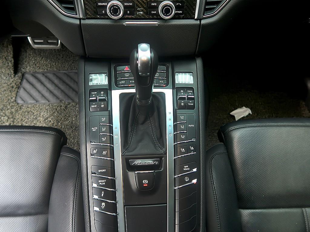 [포르쉐] 마칸 디젤 3.0 S - 이미지 10