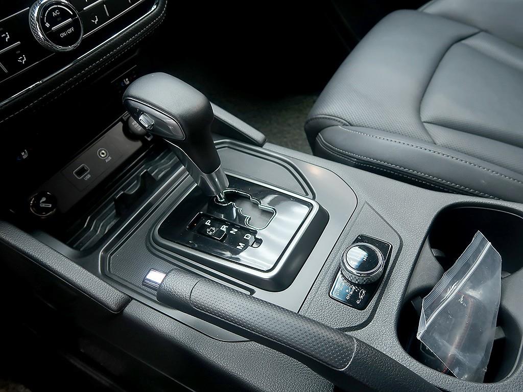 [KG모빌리티(쌍용) ] 더 뉴 렉스턴 스포츠 디젤 2.2 4WD 노블레스 - 이미지 10