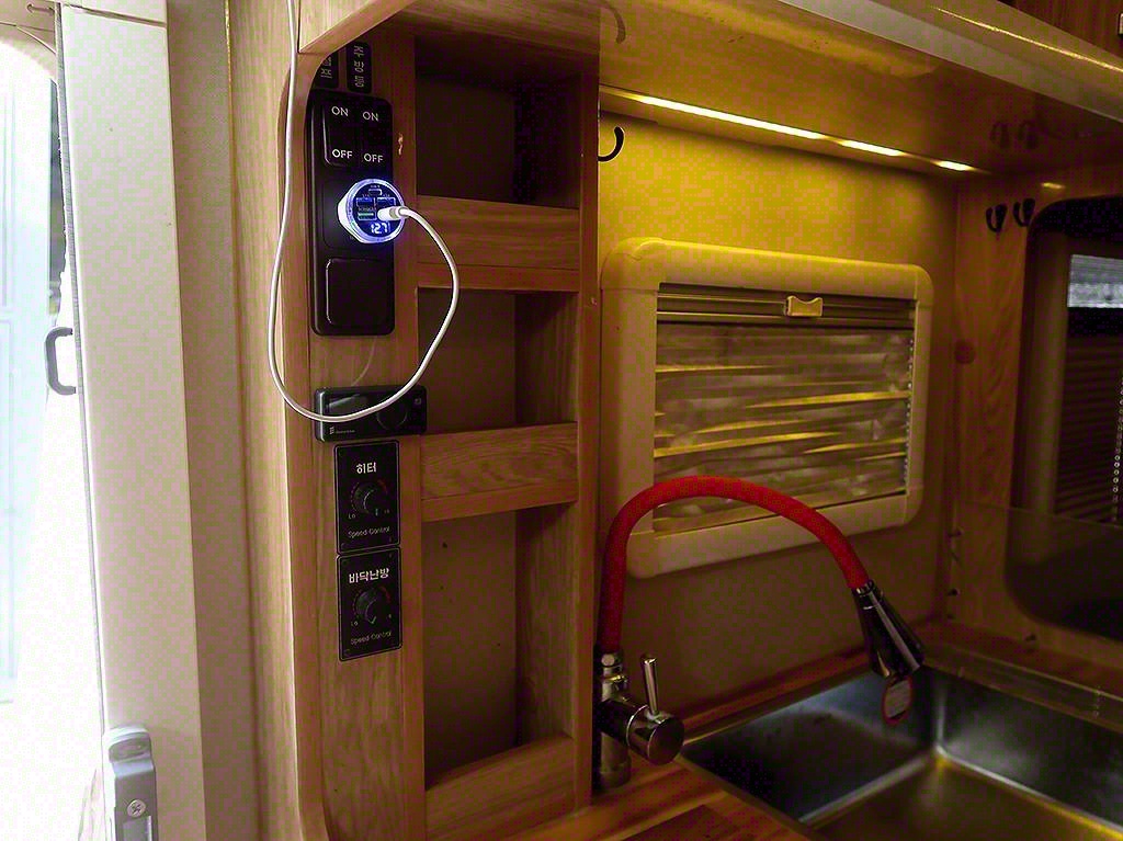 [소형화물] [캠핑]더뉴봉고3 기본형        (5인승 /1톤) - 이미지 9