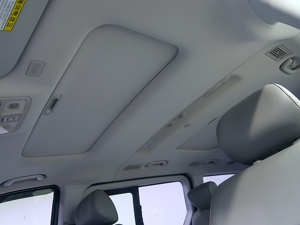 [현대] 그랜드 스타렉스 12인승 왜건 CVX 럭셔리       (12인승) - 이미지 18