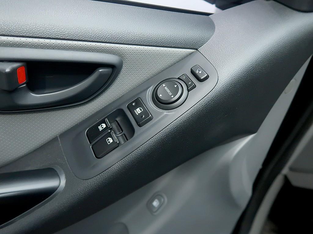 [현대] 더 뉴 그랜드 스타렉스 2WD 밴 5인승 스마트       (5인승) - 이미지 13