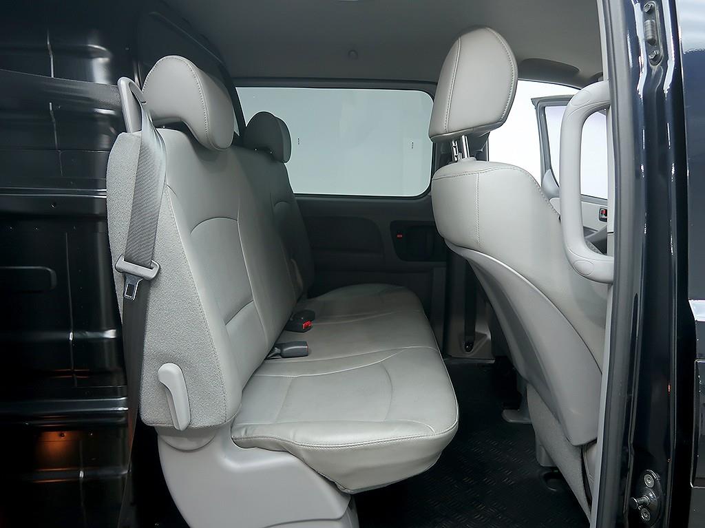 [현대] 더 뉴 그랜드 스타렉스 2WD 밴 5인승 스마트       (5인승) - 이미지 12