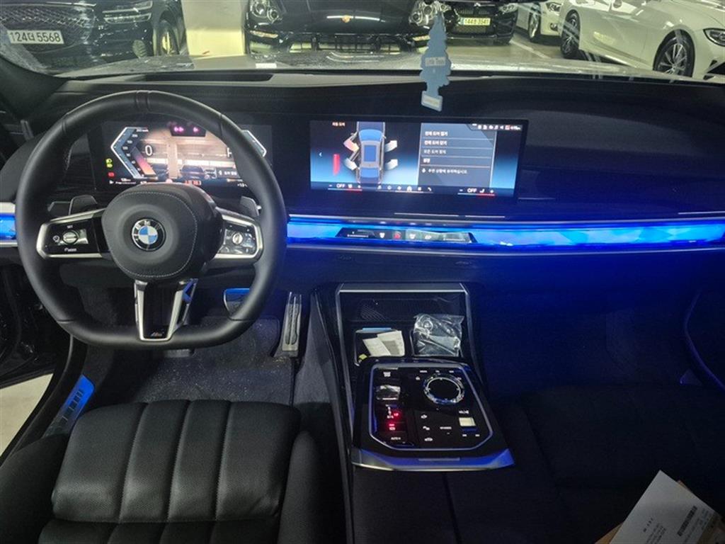 [BMW] 7시리즈 (G70) 740d xDrive M 스포츠 - 이미지 11
