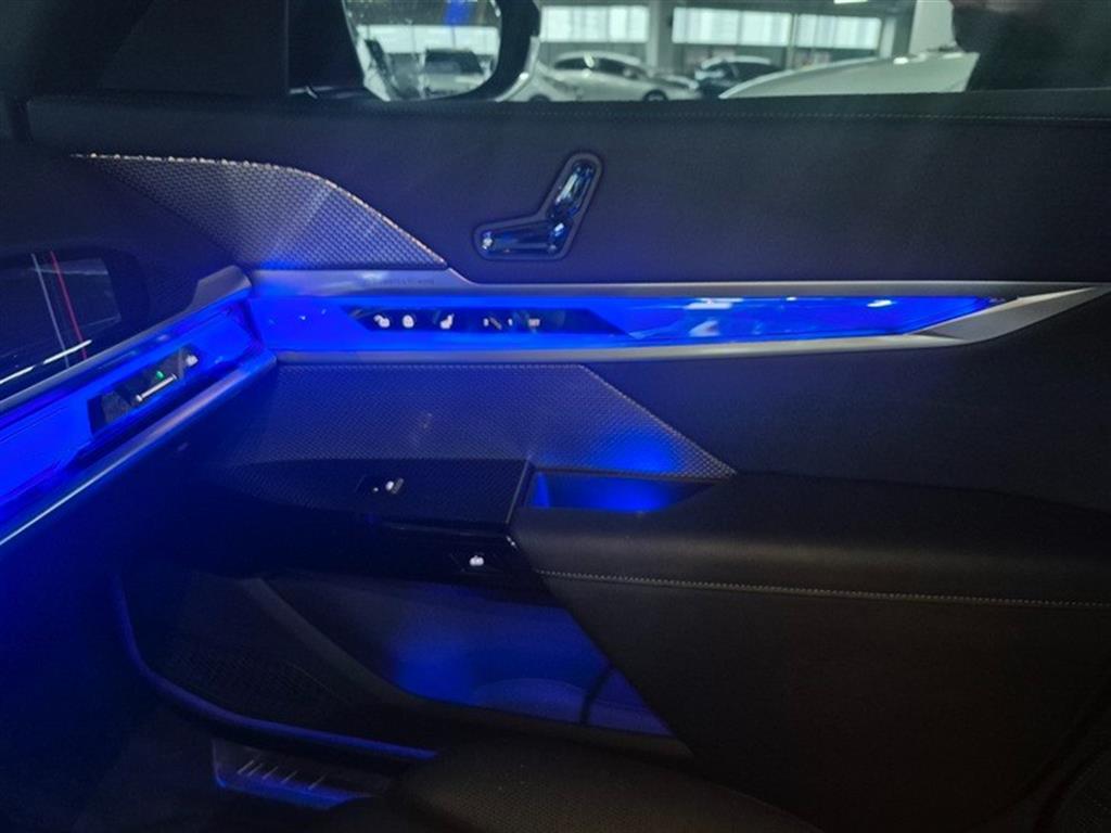 [BMW] 7시리즈 (G70) 740d xDrive M 스포츠 - 이미지 14