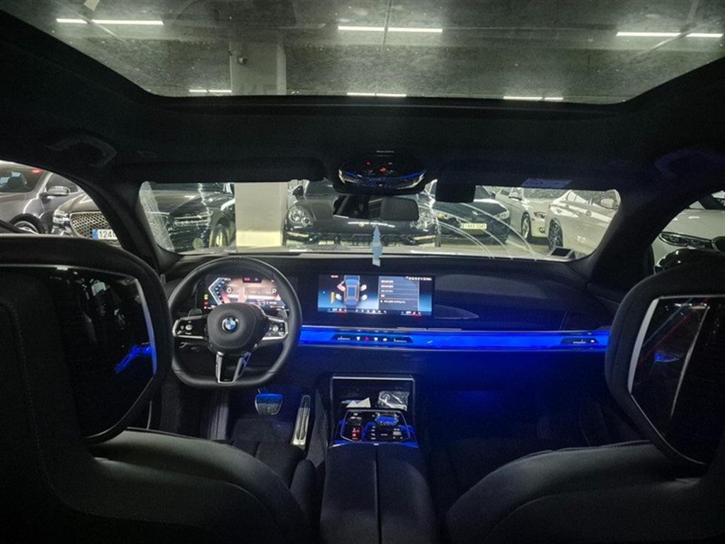 [BMW] 7시리즈 (G70) 740d xDrive M 스포츠 - 이미지 17