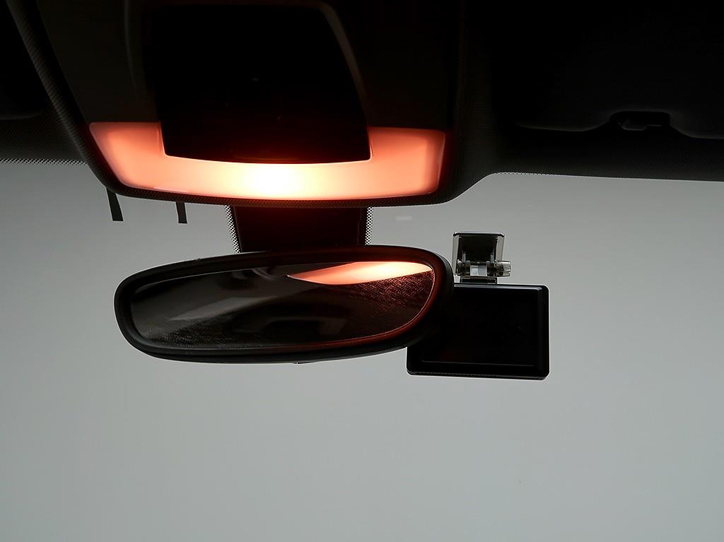 [BMW] 1시리즈 (F20) 118d 어반 팩 1 - 이미지 13