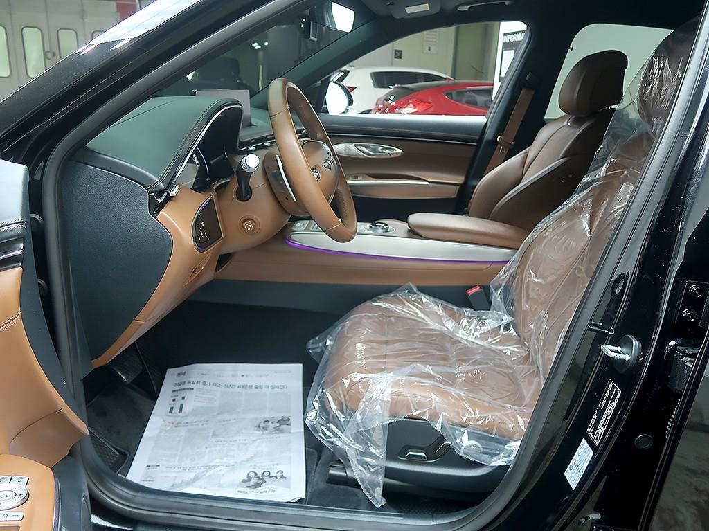 [제네시스] GV70 2.5T 가솔린 AWD 기본형 - 이미지 11