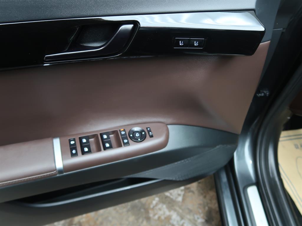 [현대] 그랜저 (GN7) 가솔린 2.5 2WD 익스클루시브       (5인승) - 이미지 14