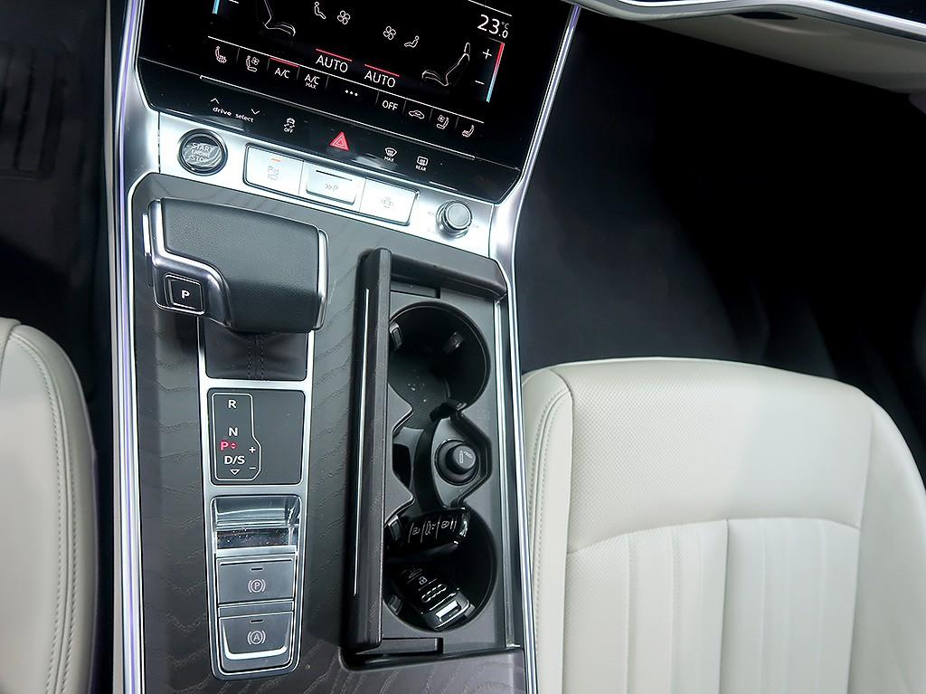 [아우디] A6 (C8) 45 TFSI 콰트로 프리미엄        (5인승) - 이미지 10