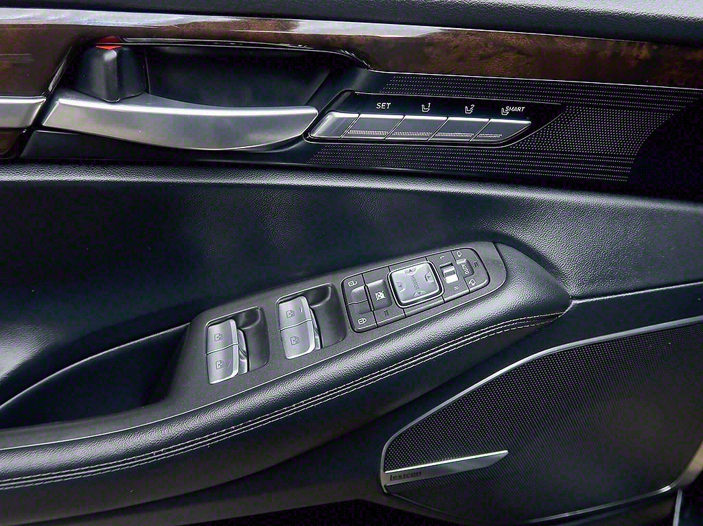 [제네시스] EQ900 3.3 T-GDI 럭셔리       (5인승) - 이미지 16