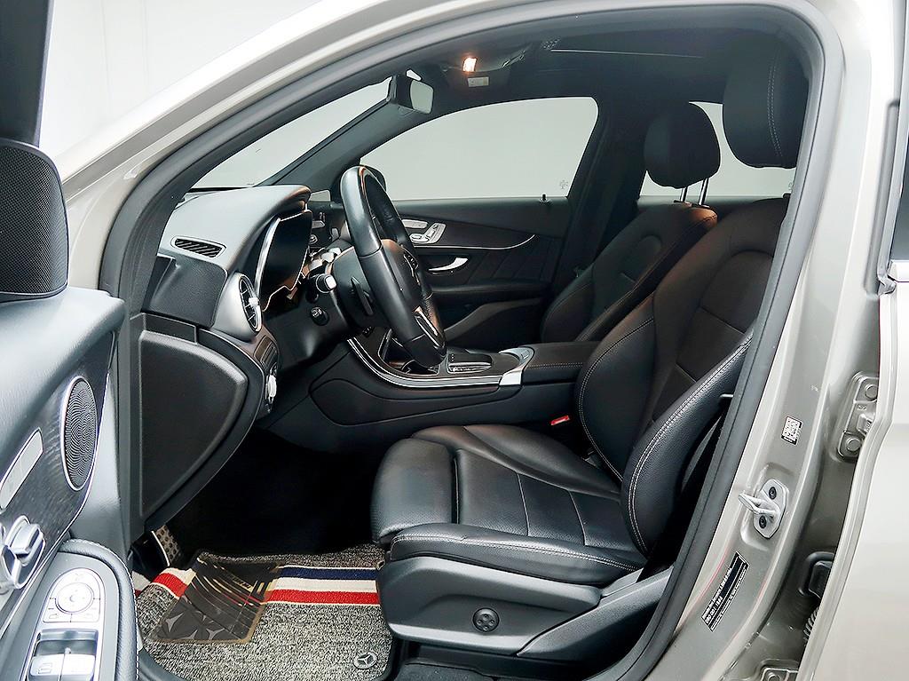 [벤츠] GLC클래스 X253 GLC 300 e 4MATIC 쿠페 - 이미지 11