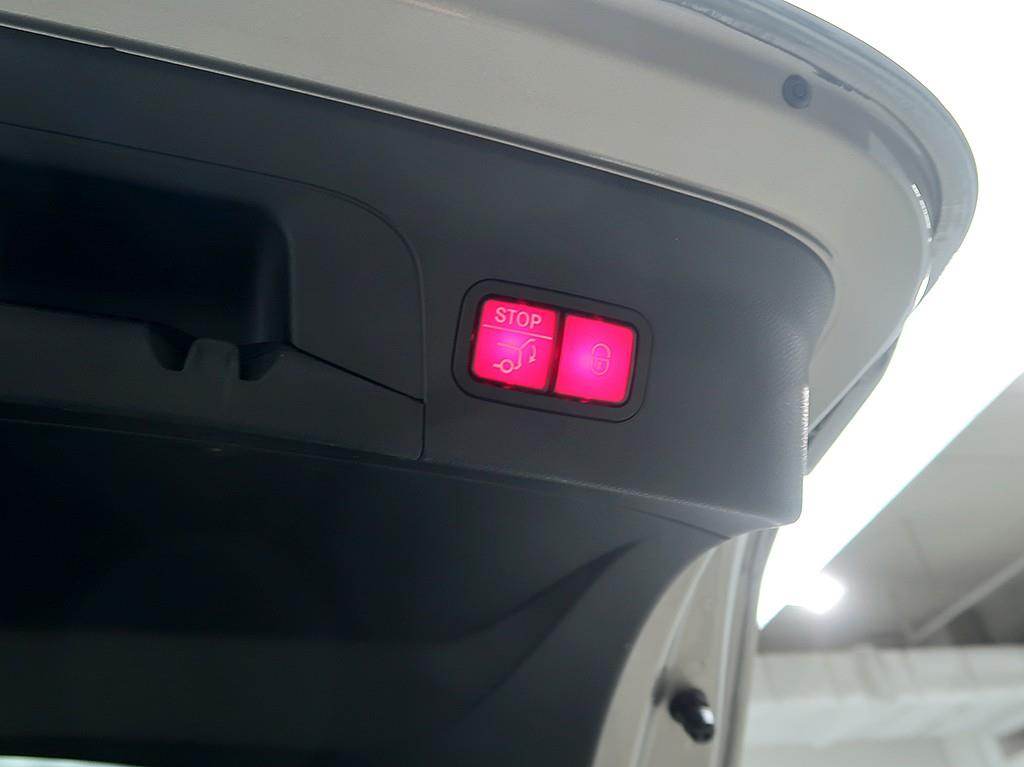 [벤츠] GLC클래스 X253 GLC 300 e 4MATIC 쿠페 - 이미지 16