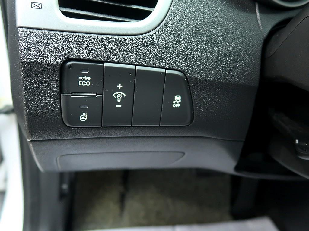 [현대] 더 뉴 아반떼 1.6 GDI 스마트 - 이미지 17