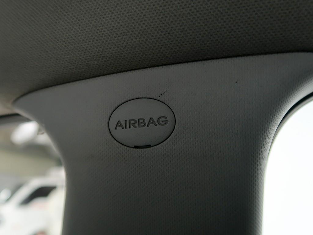 [현대] 더 뉴 아반떼 1.6 GDI 스마트 - 이미지 19