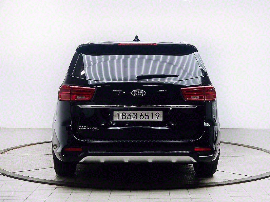 [기아] 더 뉴 카니발 디젤 9인승 럭셔리 - 이미지 3
