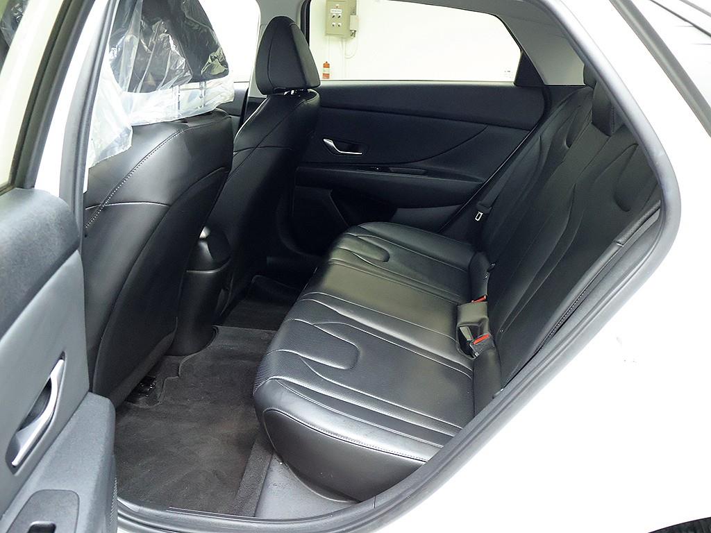 [현대] 아반떼 (CN7) 1.6 모던 - 이미지 12