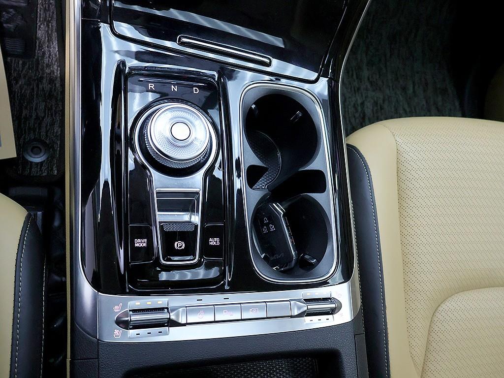 [기아] 카니발 4세대 가솔린 9인승 시그니처        (9인승) - 이미지 10