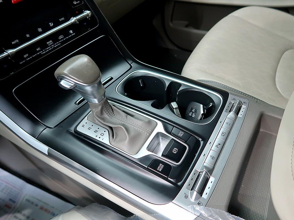 [기아] 카니발 4세대 디젤 9인승 프레스티지 - 이미지 11