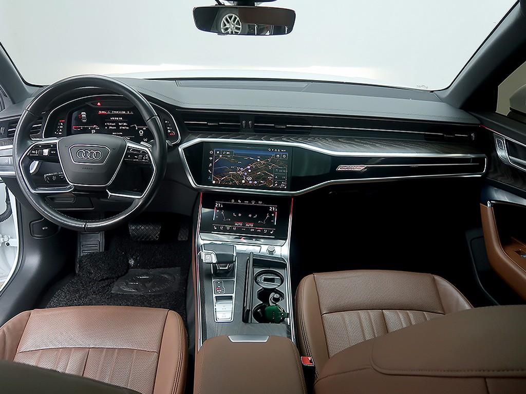 [아우디] A6 (C8) 40 TDI 콰트로 프리미엄 - 이미지 5