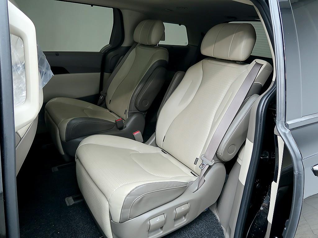 [기아] 카니발 4세대 디젤 7인승 시그니처 - 이미지 12