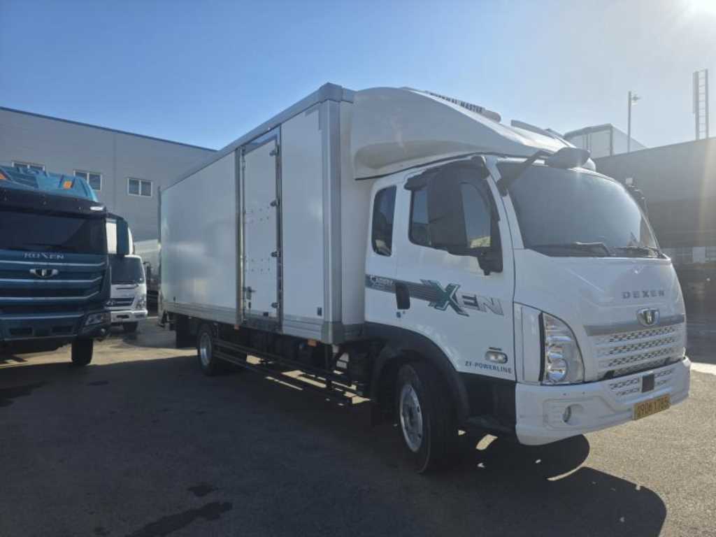 타타대우 더쎈 냉동탑차 - 이미지 3