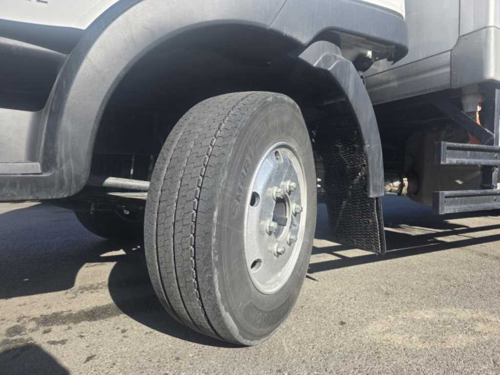 타타대우 더쎈 냉동탑차 - 이미지 15