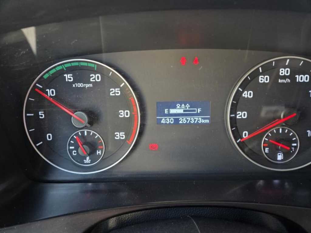 현대 올 뉴마이티 내장탑차 2.5톤 - 이미지 5