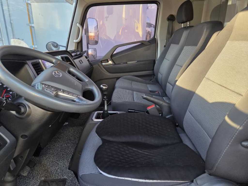 현대 올 뉴마이티 내장탑차 2.5톤 - 이미지 10