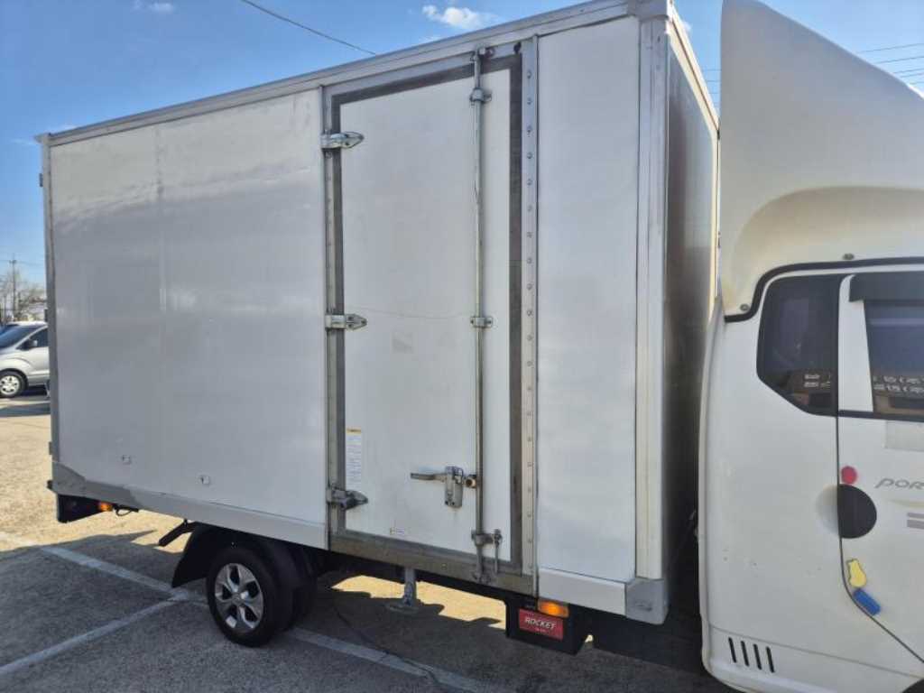 한국쓰리축 특장 내장탑차 - 이미지 15