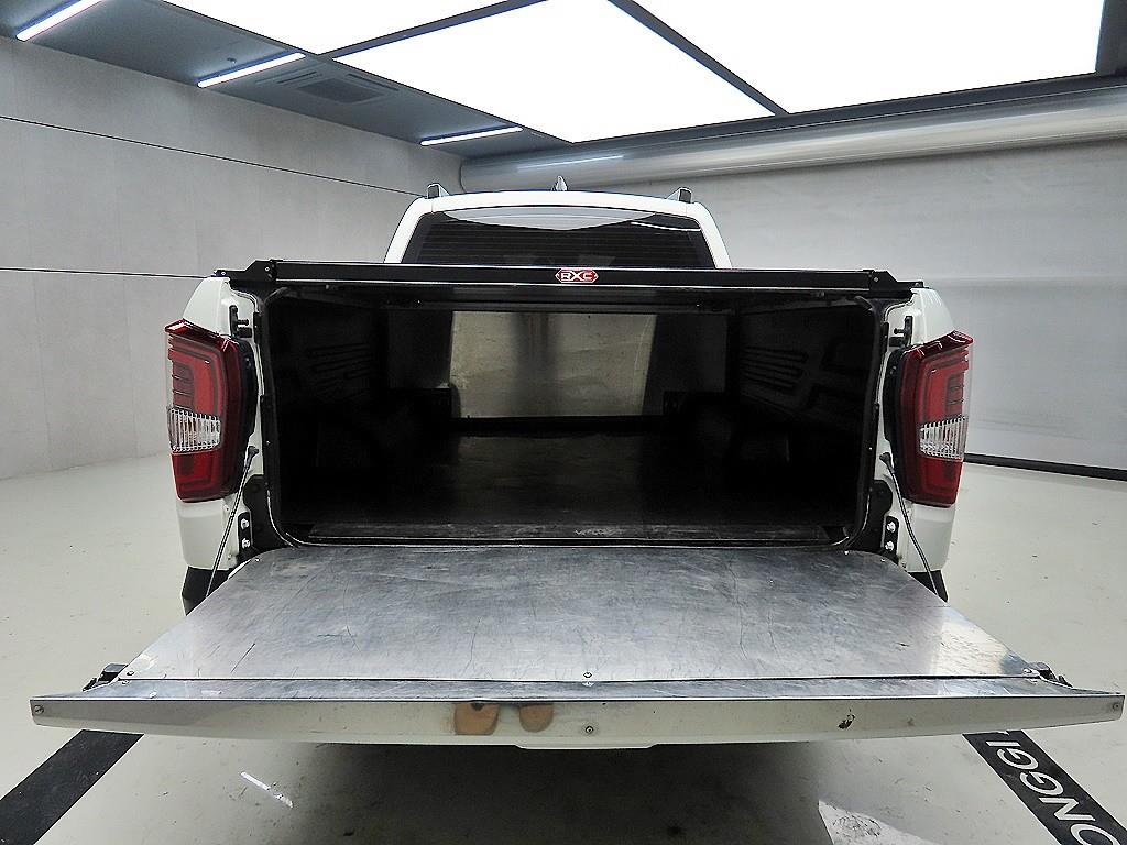 KG모빌리티(쌍용) 더 뉴렉스턴 스포츠 칸 2.2 4WD 프레스티지 - 이미지 18