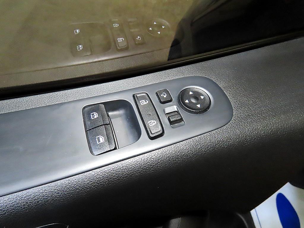 현대 스타리아 2.2 디젤 카고 5인승 모던 - 이미지 9