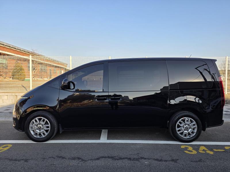 현대 스타리아 3.5 LPG 카고 3인승 모던 - 이미지 4