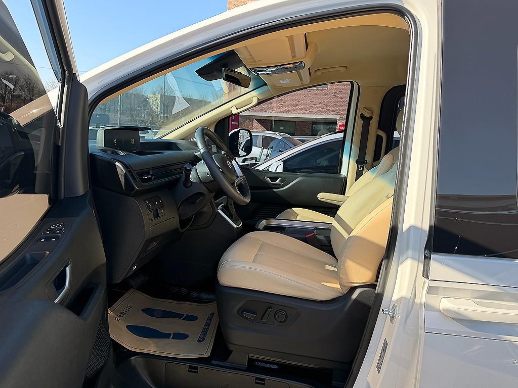 현대 스타리아 3.5 LPG 카고 5인승 모던 - 이미지 15