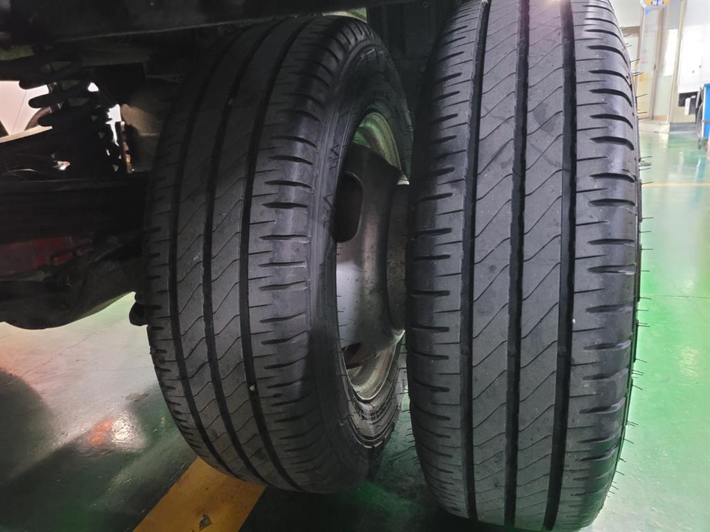 기아 더 뉴봉고Ⅲ화물 냉동탑차 LPI 1.2톤 표준형 - 이미지 2