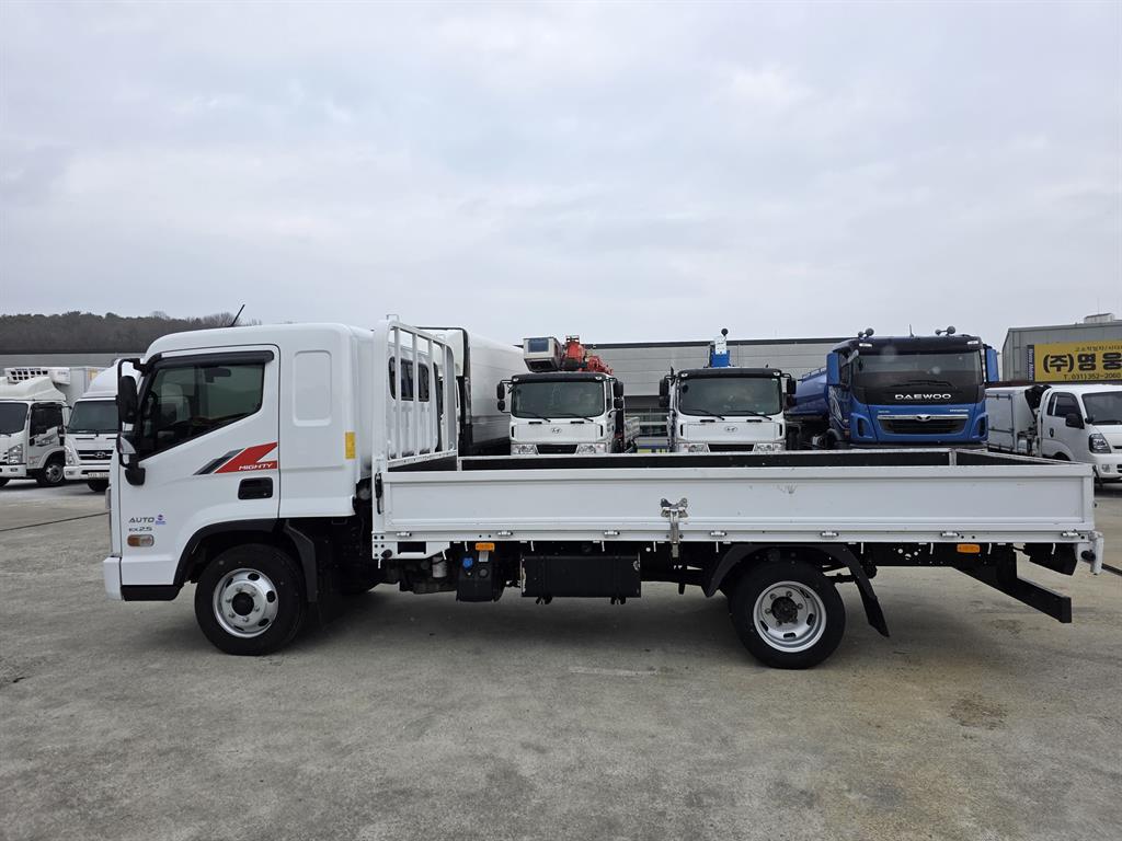 현대 올 뉴마이티 2.5톤 슈퍼캡 장축저상 - 이미지 3