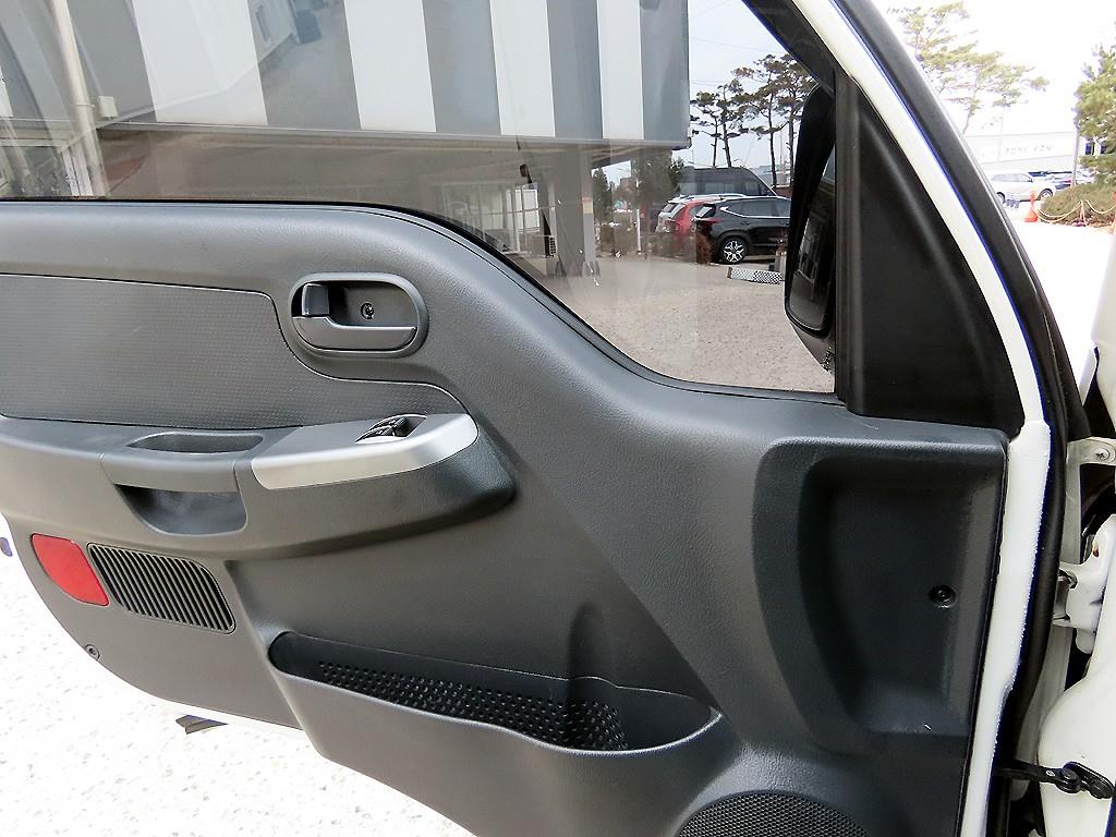 기아 봉고Ⅲ화물 CRDi 킹캡 초장축 - 이미지 12