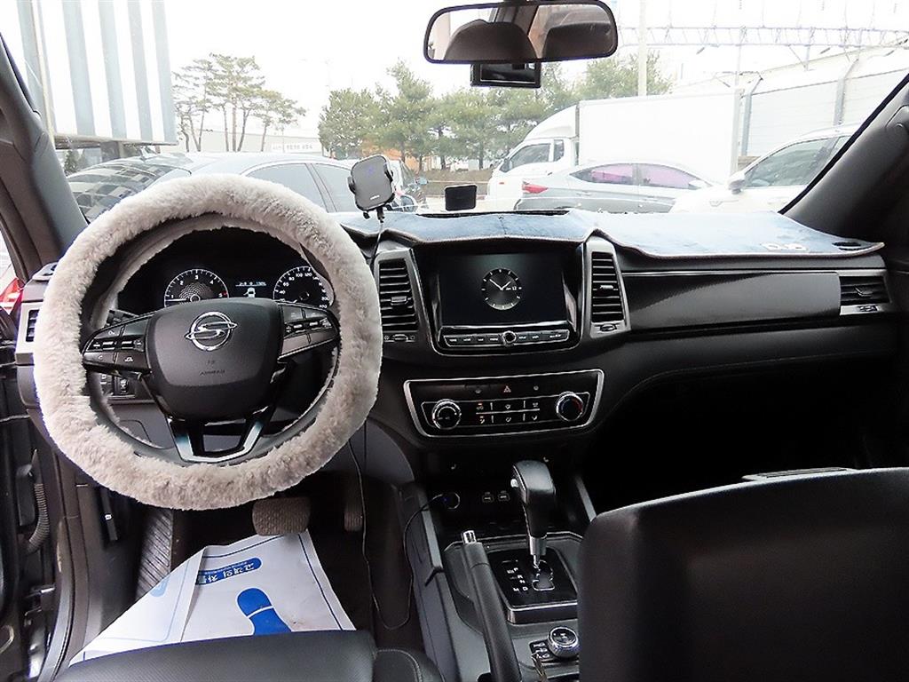 KG모빌리티(쌍용) 더 뉴렉스턴 스포츠 칸 2.2 4WD 와일드 - 이미지 15