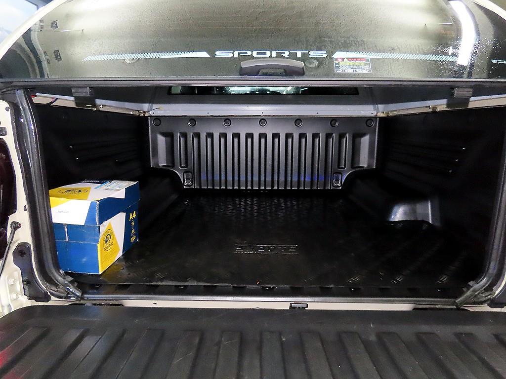 KG모빌리티(쌍용) 더 뉴렉스턴 스포츠 쿨멘 2.2 2WD 와일드 - 이미지 7