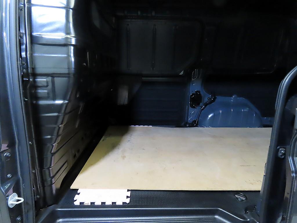 현대 스타리아 2.2 디젤 카고 3인승 스마트 - 이미지 2