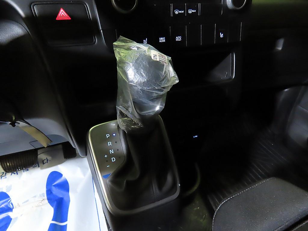 현대 스타리아 2.2 디젤 카고 3인승 스마트 - 이미지 15