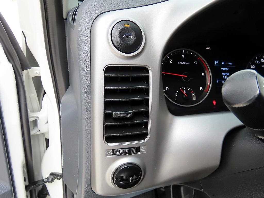 기아 더 뉴봉고Ⅲ화물 내장탑차 LPI 플러스형