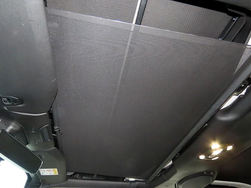 지프 글래디에이터 3.6 V6 AWD 루비콘 소프트 트리폴드 - 이미지 12