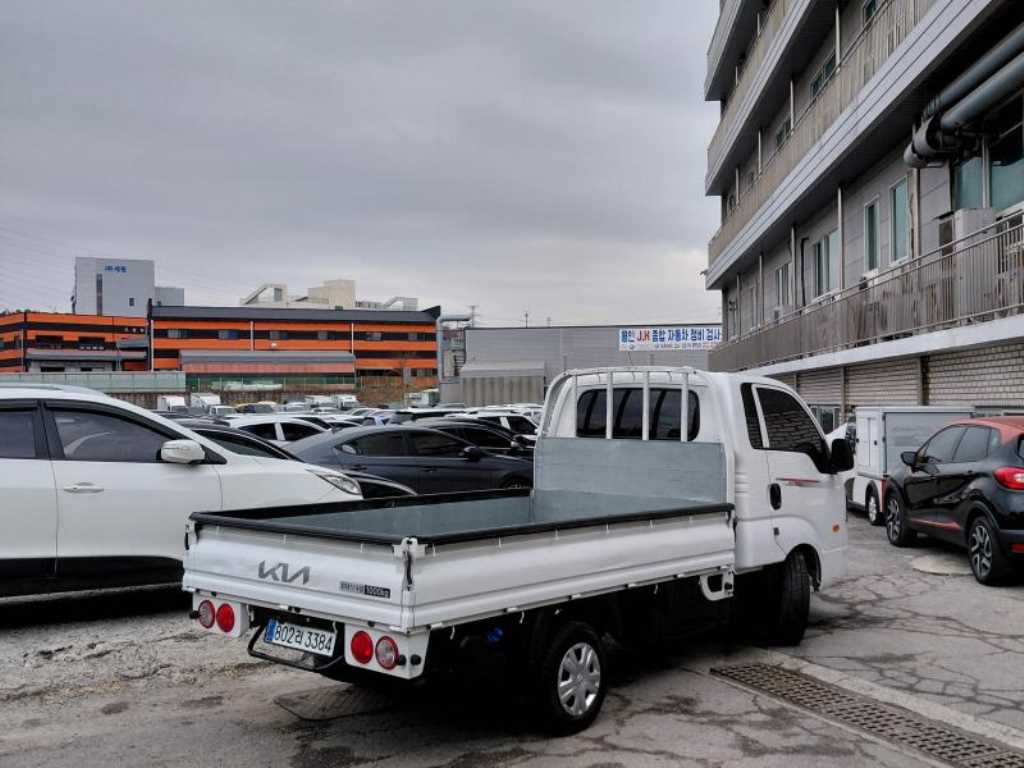 기아 더 뉴봉고Ⅲ화물 1톤 킹캡 초장축 L - 이미지 14