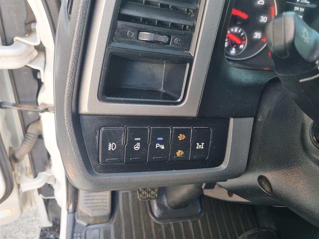 현대 올 뉴마이티 2.5톤 슈퍼캡 장축고상 - 이미지 6