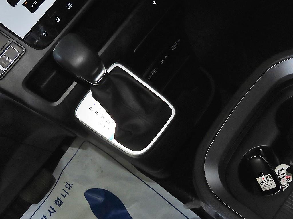 현대 스타리아 3.5 LPG 카고 5인승 모던 - 이미지 3