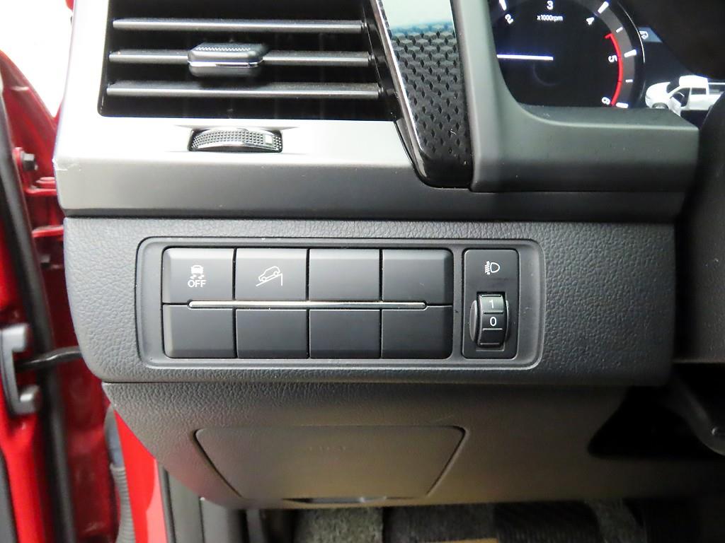 KG모빌리티(쌍용) 더 뉴렉스턴 스포츠 칸 2.2 4WD 프레스티지 - 이미지 16