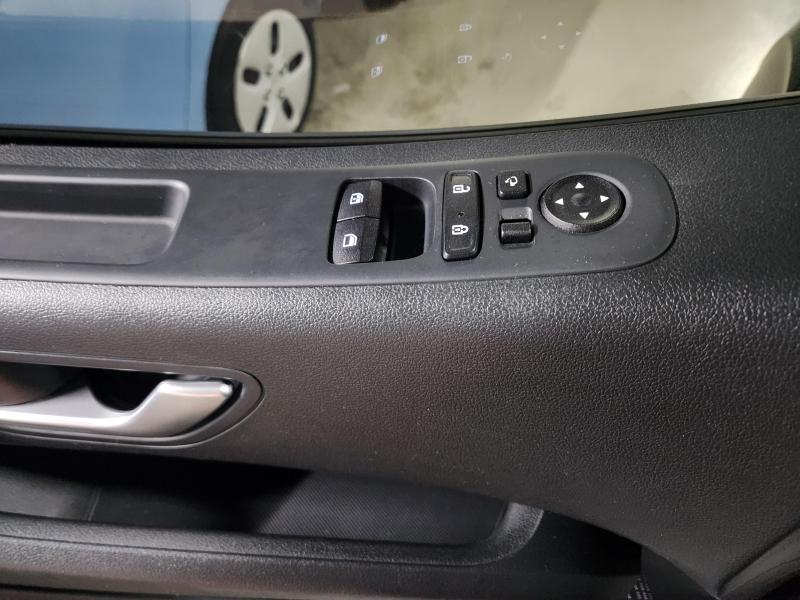 현대 스타리아 2.2 디젤 카고 5인승 모던 - 이미지 18