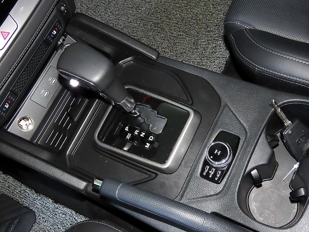 KG모빌리티(쌍용) 더 뉴렉스턴 스포츠 칸 쿨멘 2.2 4WD 프레스티지 - 이미지 4